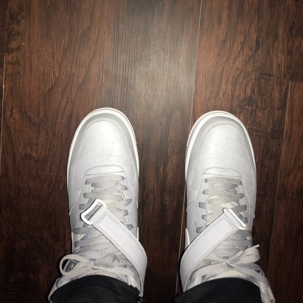 High top AF1 - Picture 2 of 2